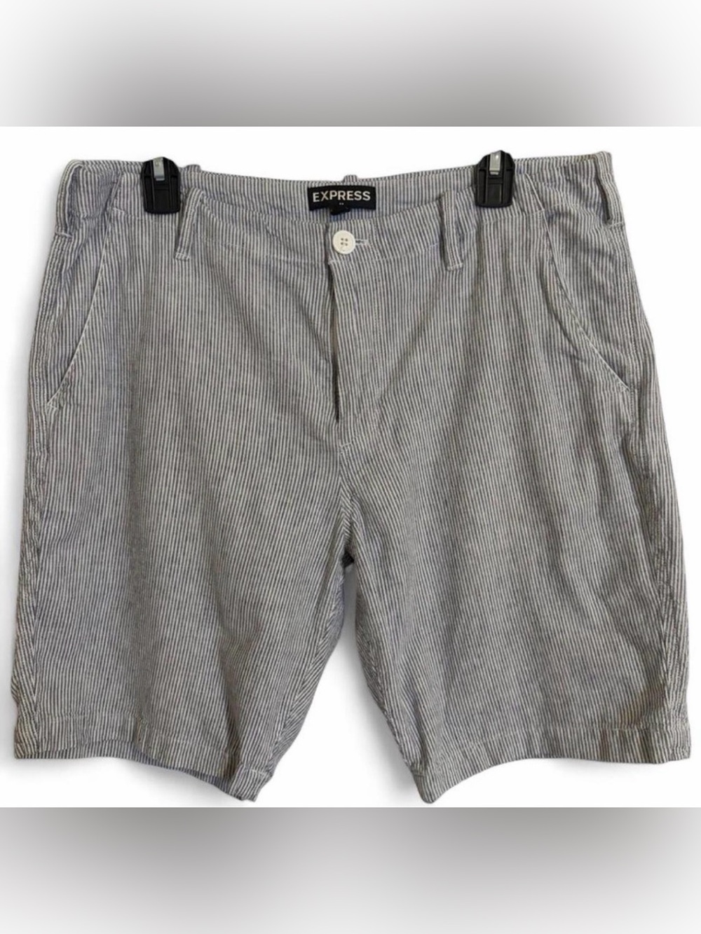 Express Men’s Linen Blend Shorts Size 33 – Gray Stripe – Light Stains